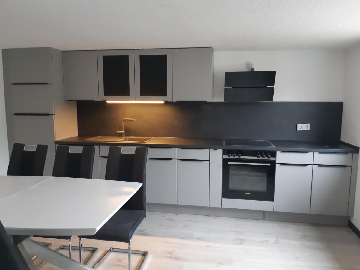 Familyhome Lopora Медебах Екстериор снимка